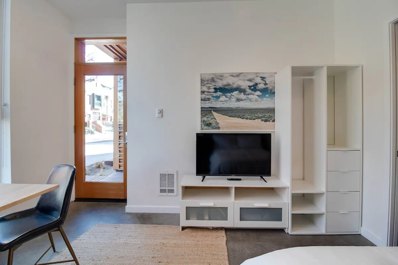 55 Sw Wall St #5A - Photo 4 of 5