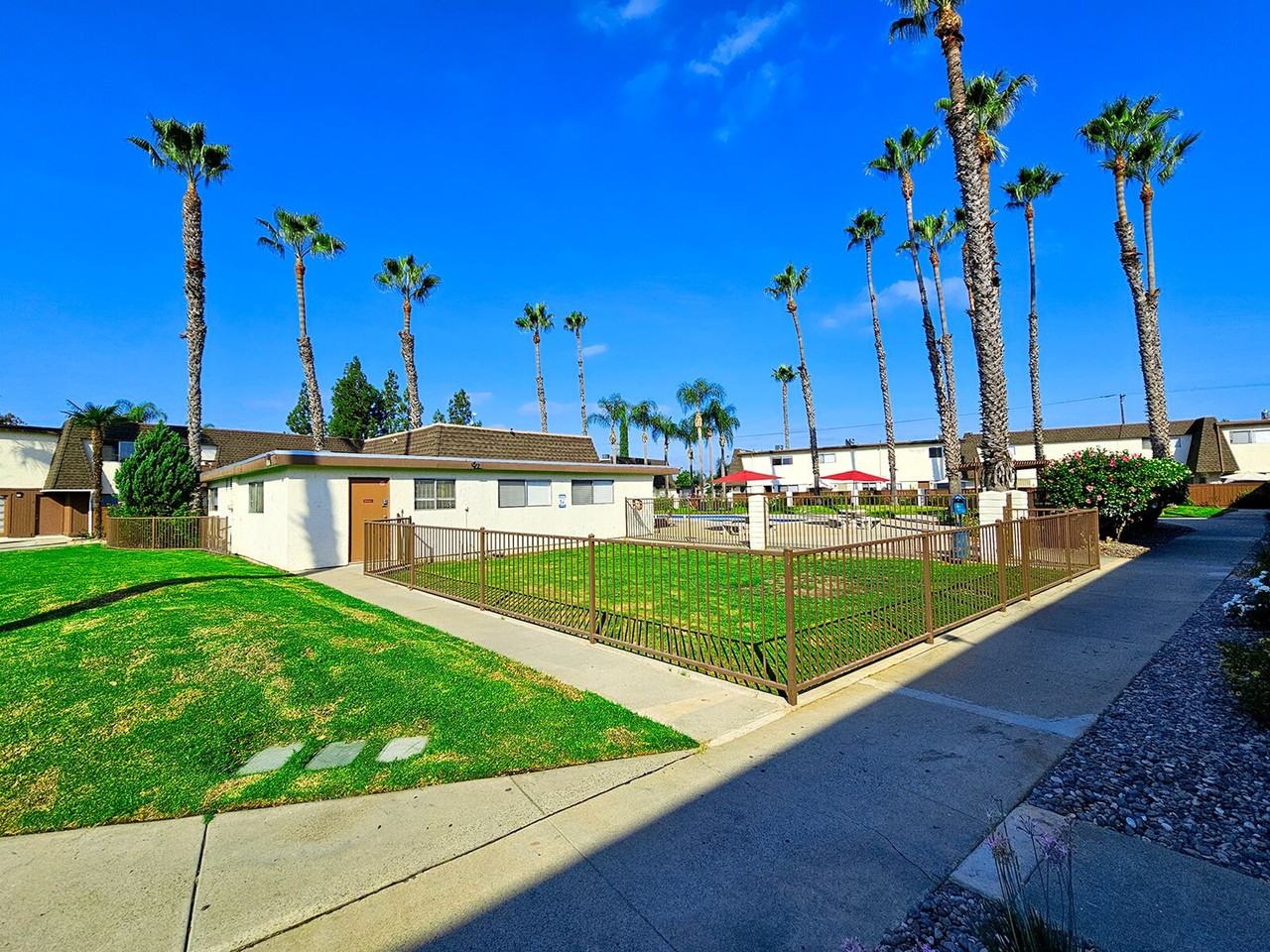 Paseo del Prado - Photo 7 of 19