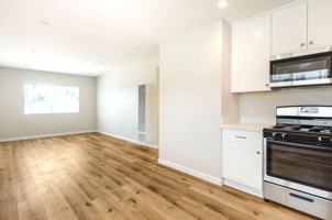 featured image of 2119 Mathews Ave