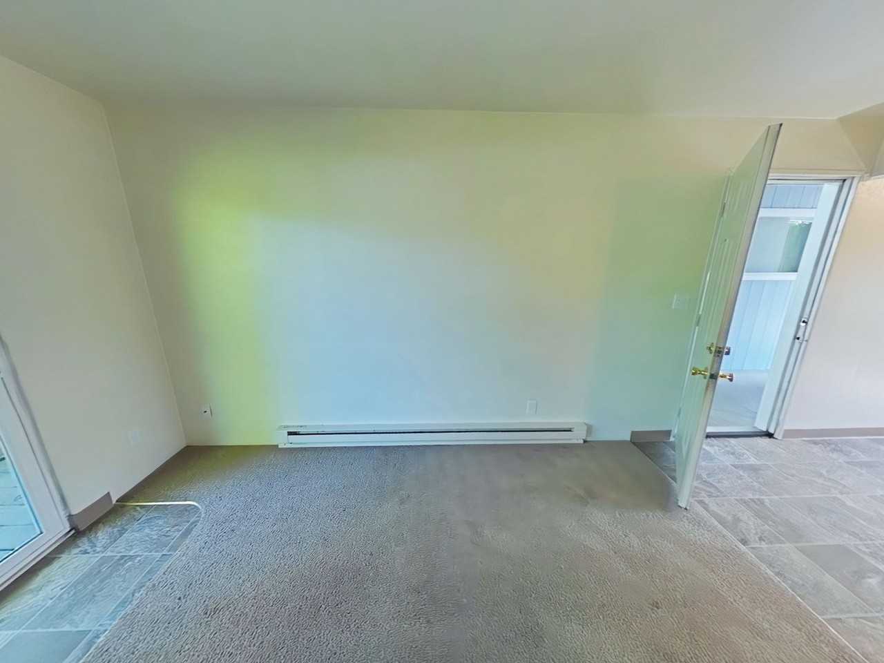 817 Nw 26th St - Photo 2 of 10