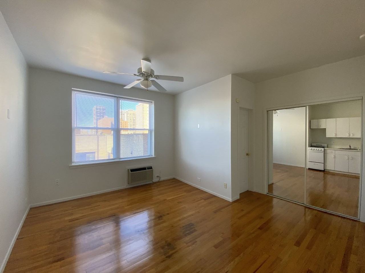 The Ambassador - Photo 5 of 23