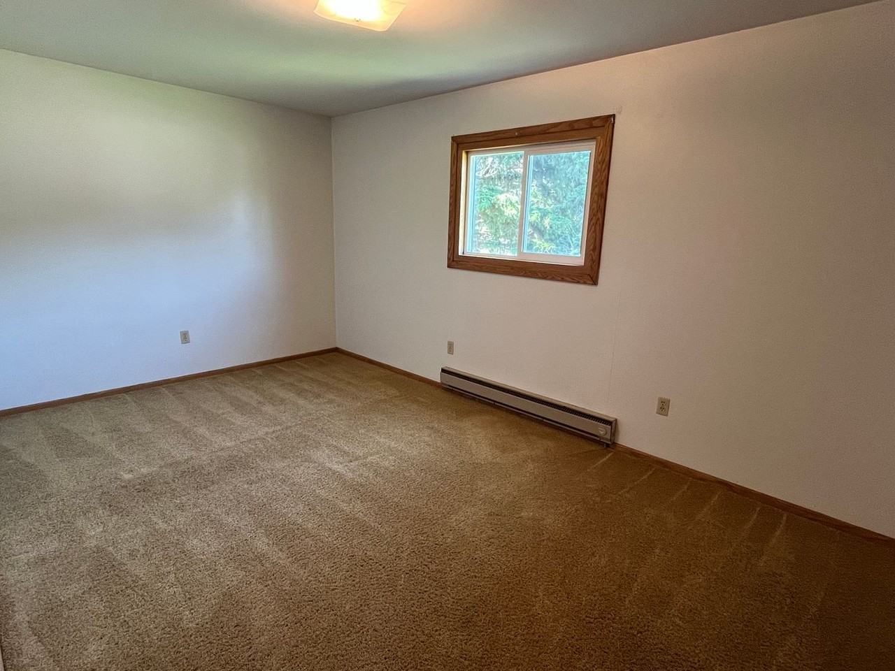 410 4th Ave Ne #10 - Photo 7 of 12