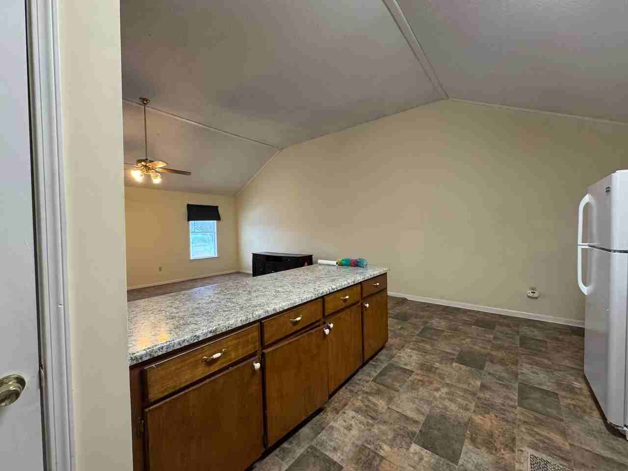 1104 Morgan Cv - Photo 5 of 10