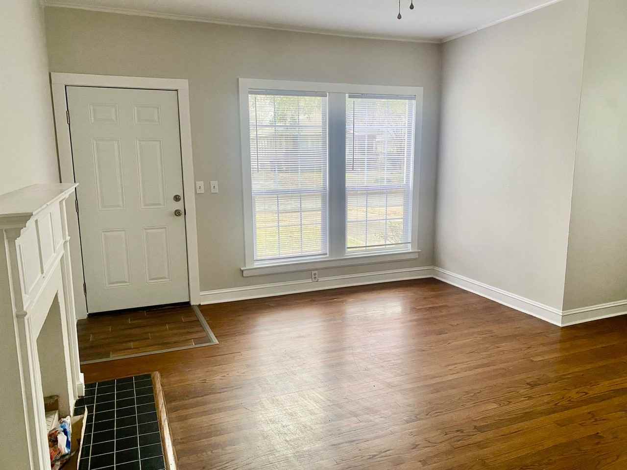 427 Stephenson St - Photo 2 of 30