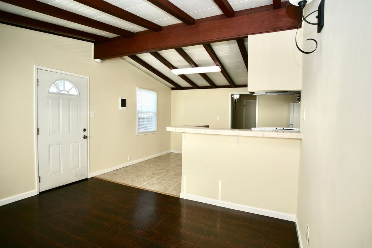 1281 5th Ave - Photo 2 of 9