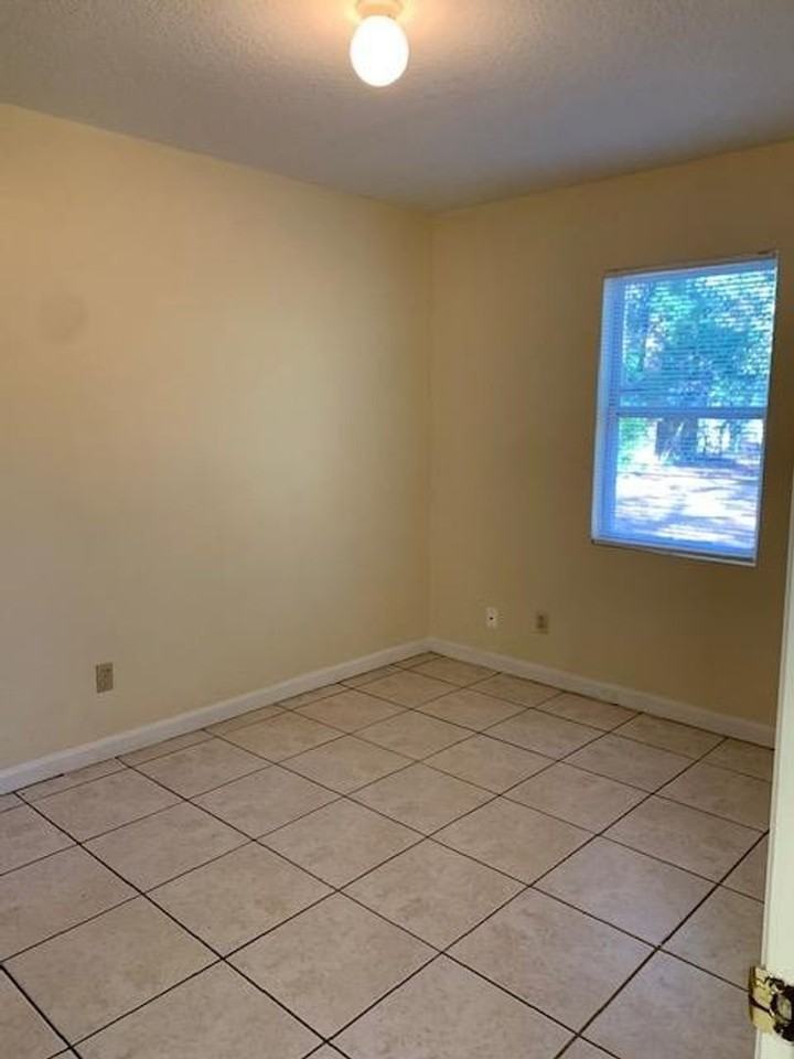 722 E Brookwood Pl - Photo 4 of 8
