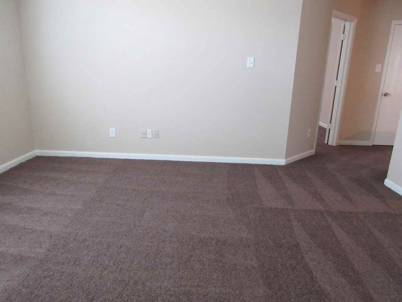 18118 Tawnas Way Ln - Photo 4 of 25