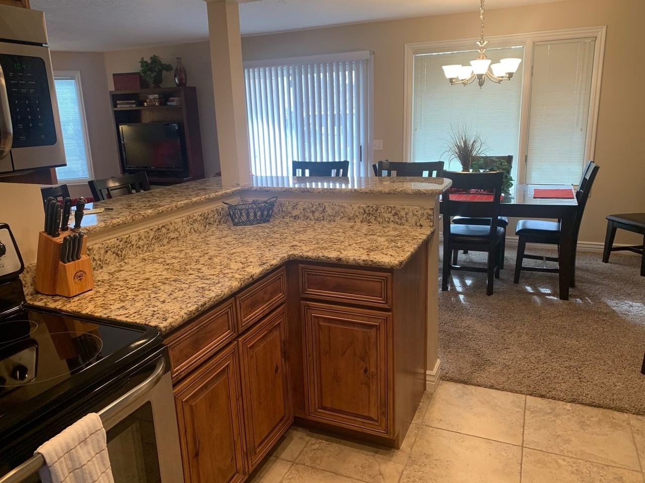 275 S Valley View Dr #J104 - Photo 2 of 16