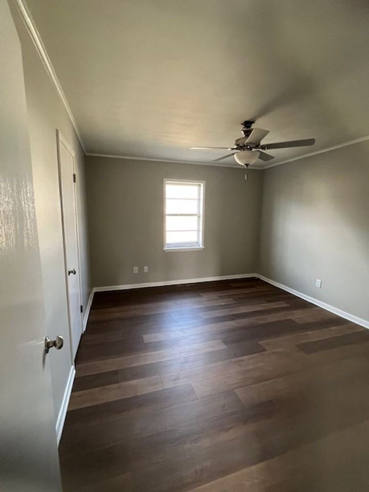 3000 Savannah St - Photo 3 of 13