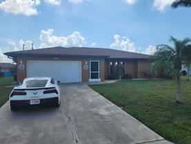 2213 Se 8th Pl - Photo 1 of 1
