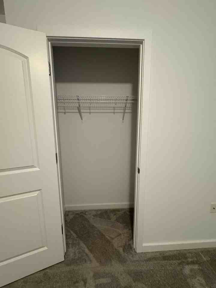 618 Dripping Spring Dr - Photo 5 of 17