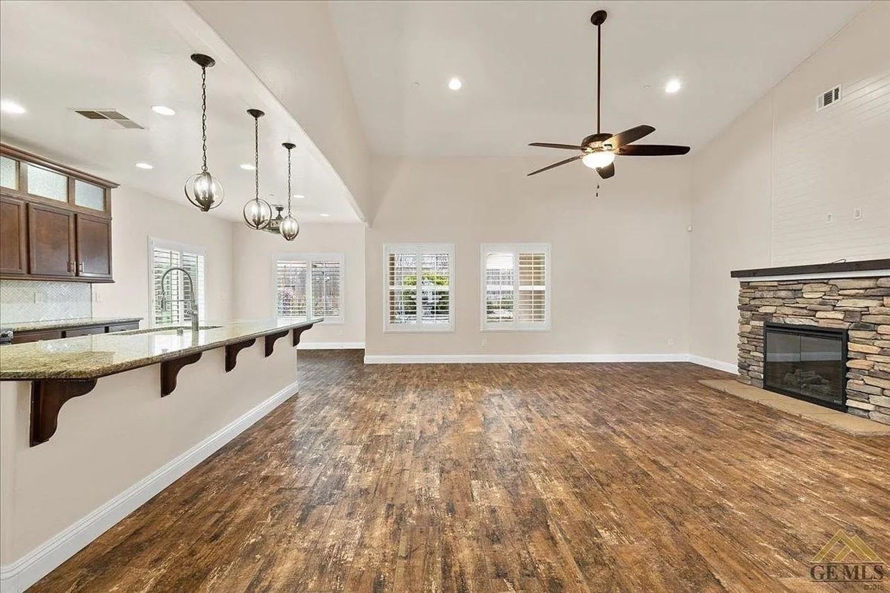 13317 Sunlight Star St - Photo 7 of 23