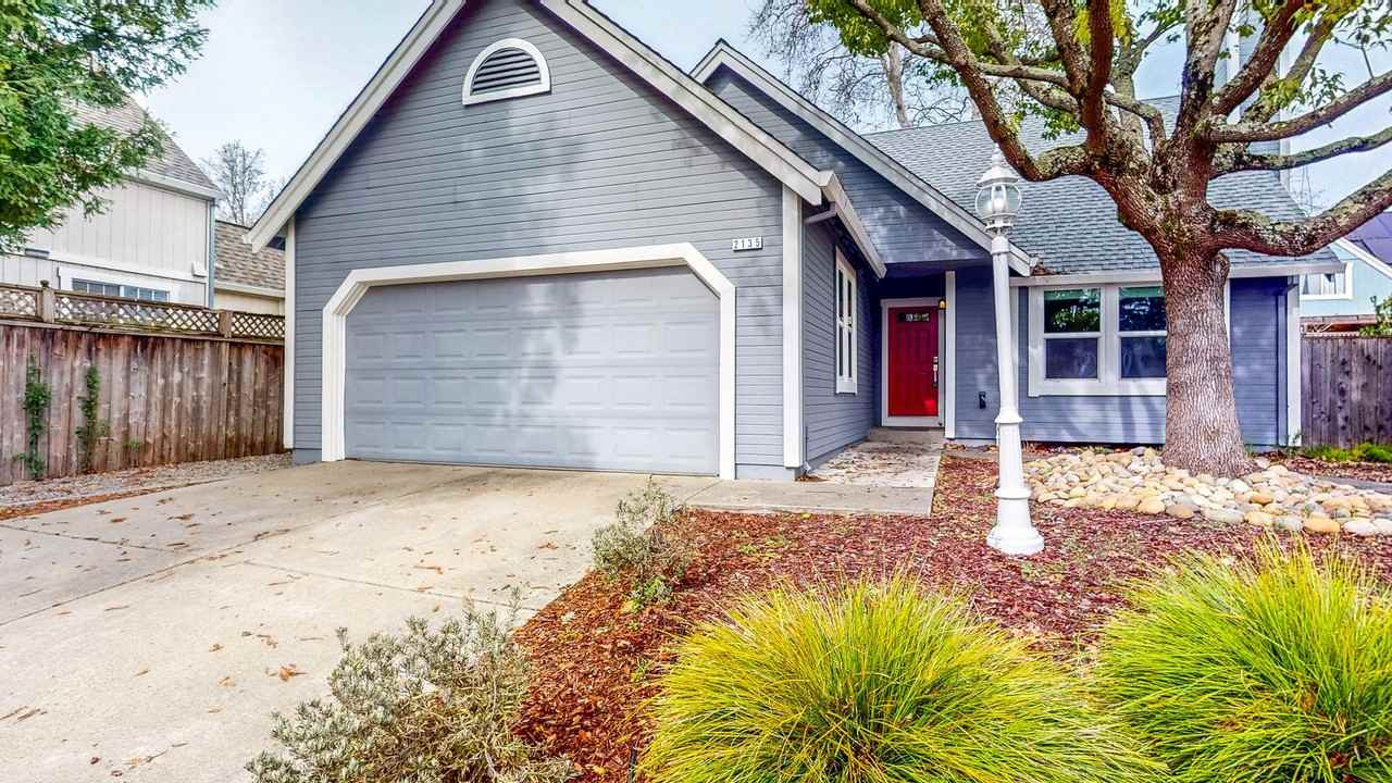 2135 Pebblewood Ct - Photo 2 of 50