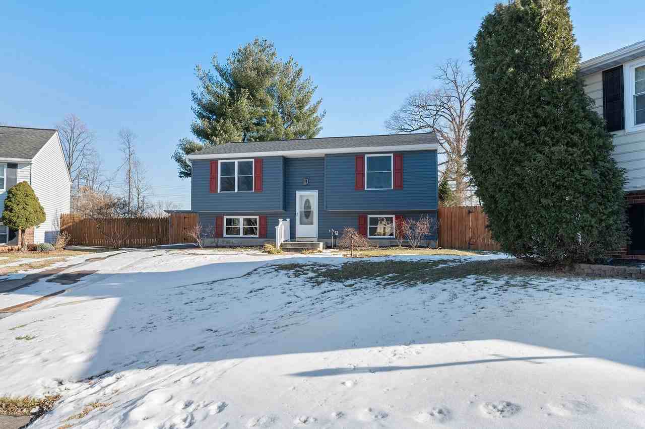 15 Bushwood Rd - Photo 2 of 34