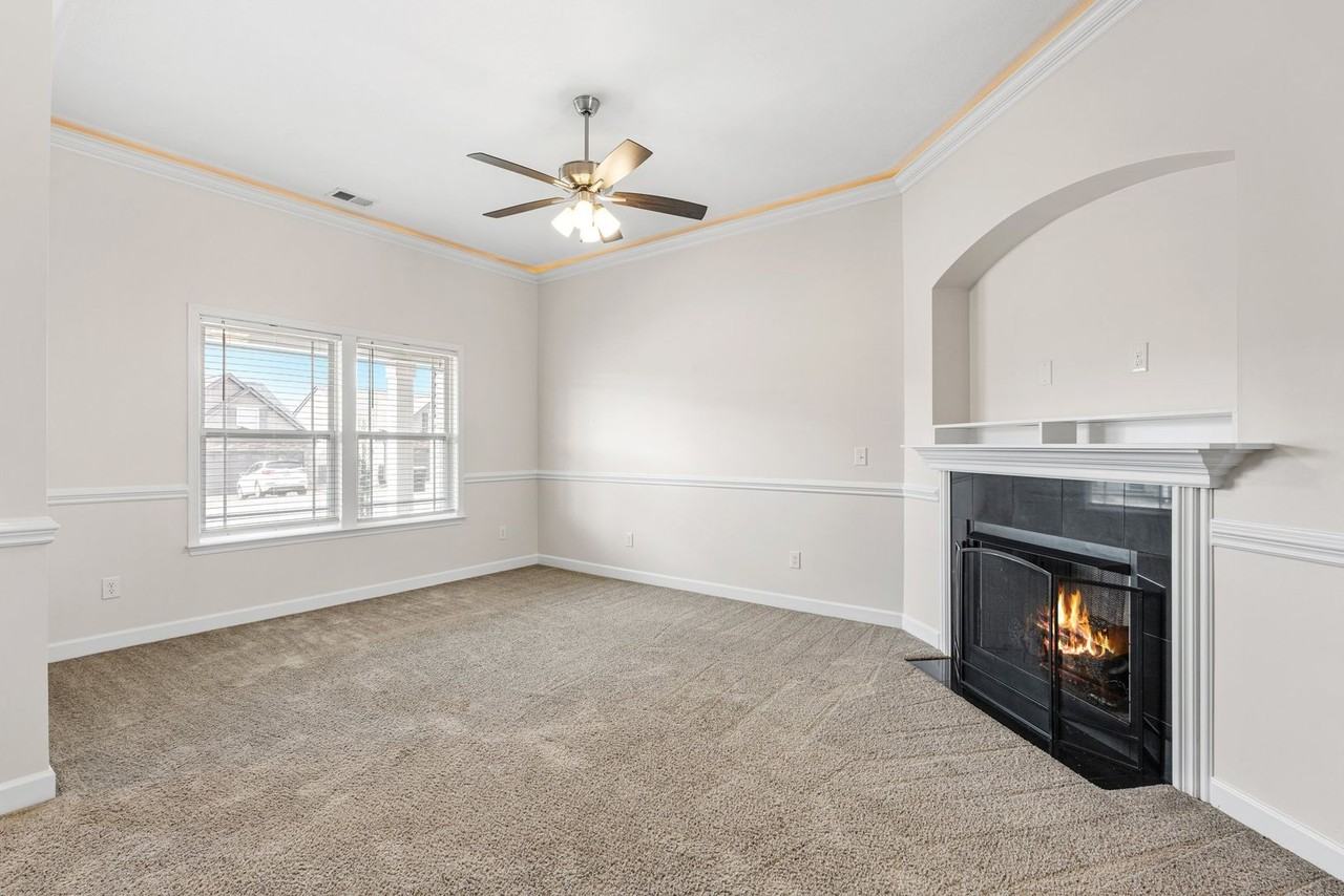 807 John Weaver Trce - Photo 7 of 35