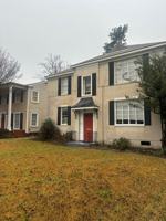 featured image of 3840 Creswell Ave #2