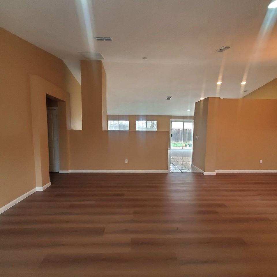 103 Bosk Ave - Photo 5 of 26