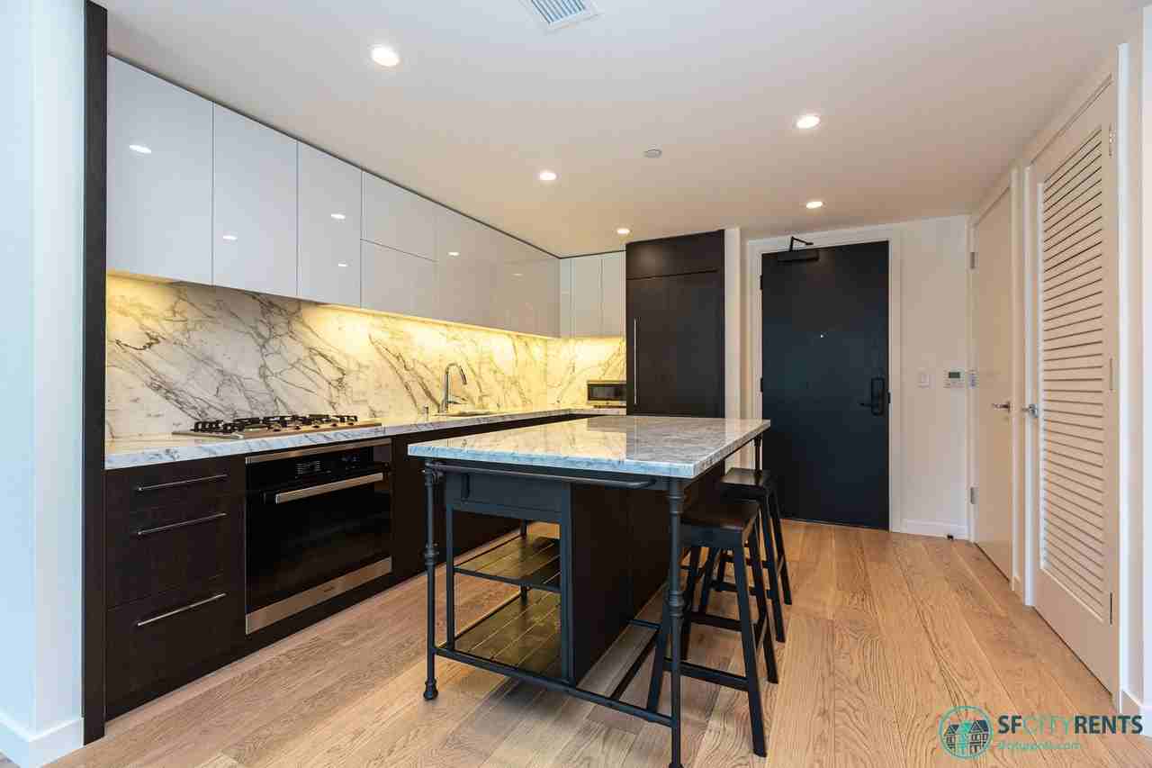 3131 Pierce St #202 - Photo 7 of 21