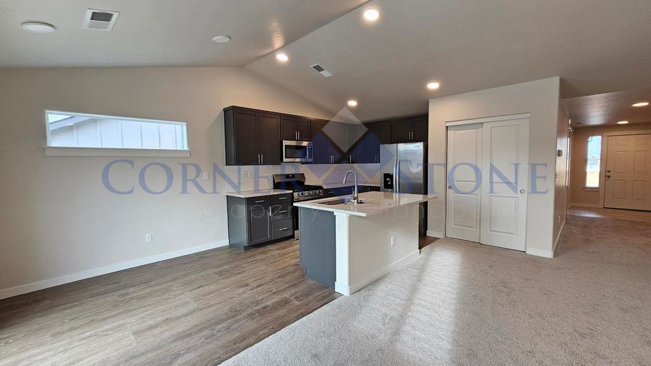 12551 S Farrara Way - Photo 6 of 19