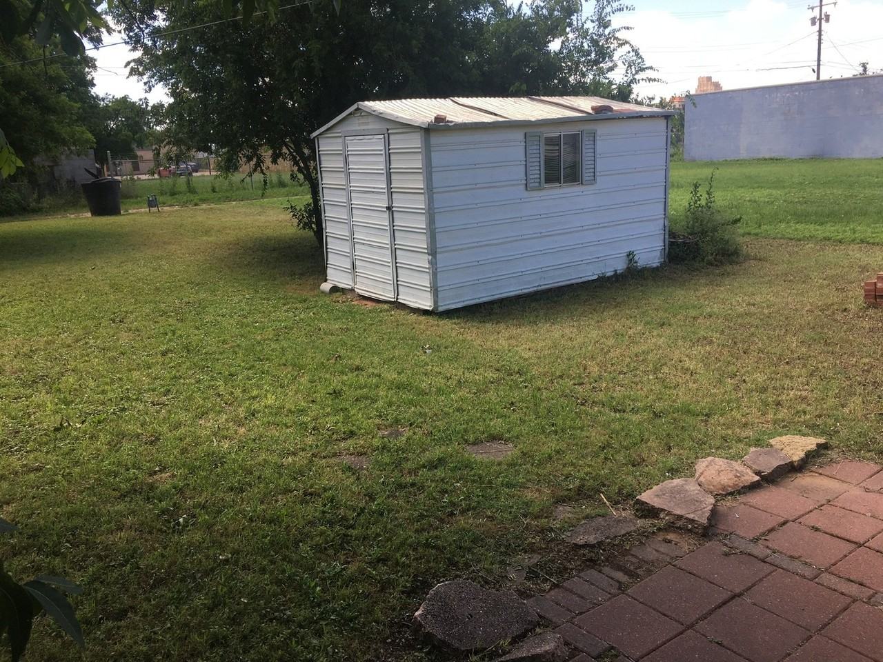 438 Cherry St - Photo 6 of 7