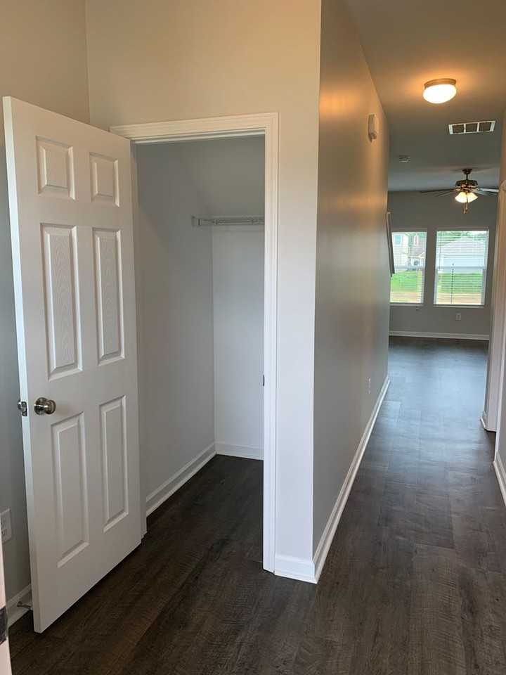 37 Porter Pl - Photo 5 of 26