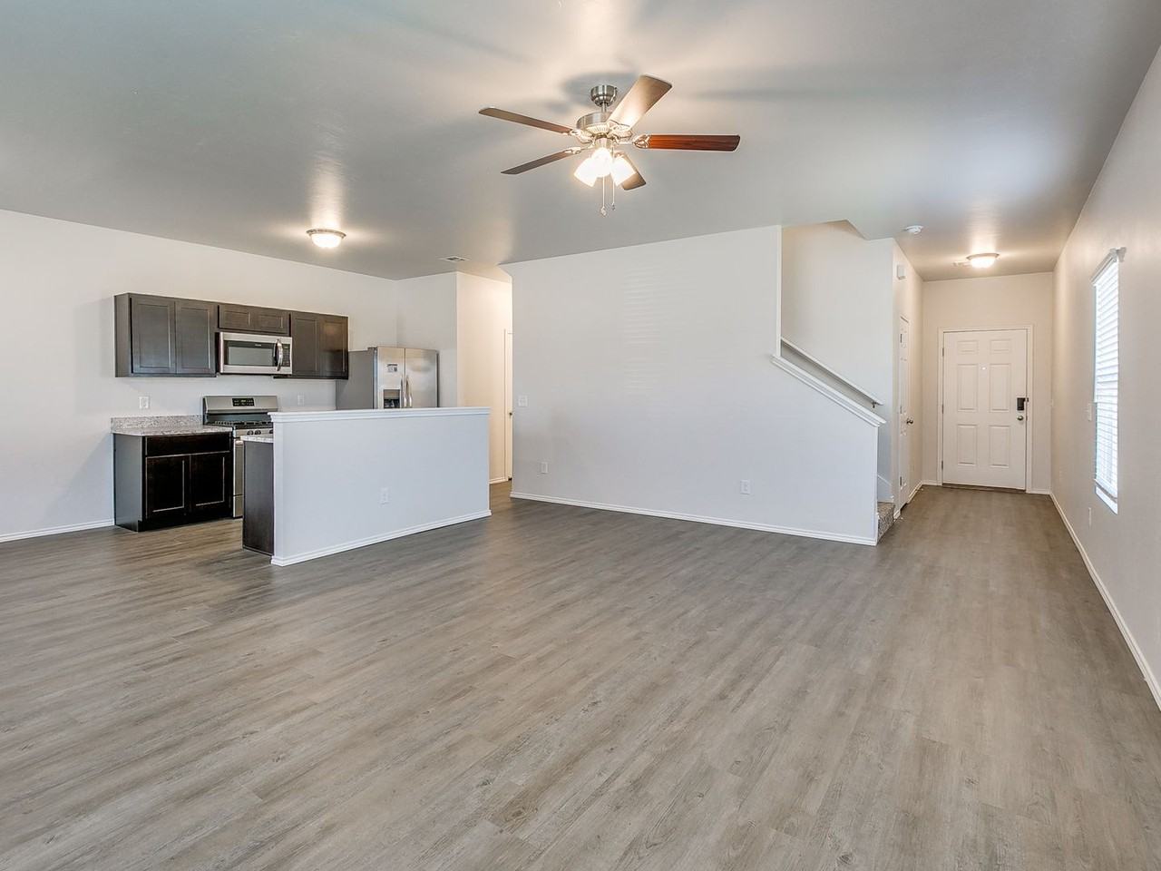 9509 Black Tail Cir - Photo 5 of 28