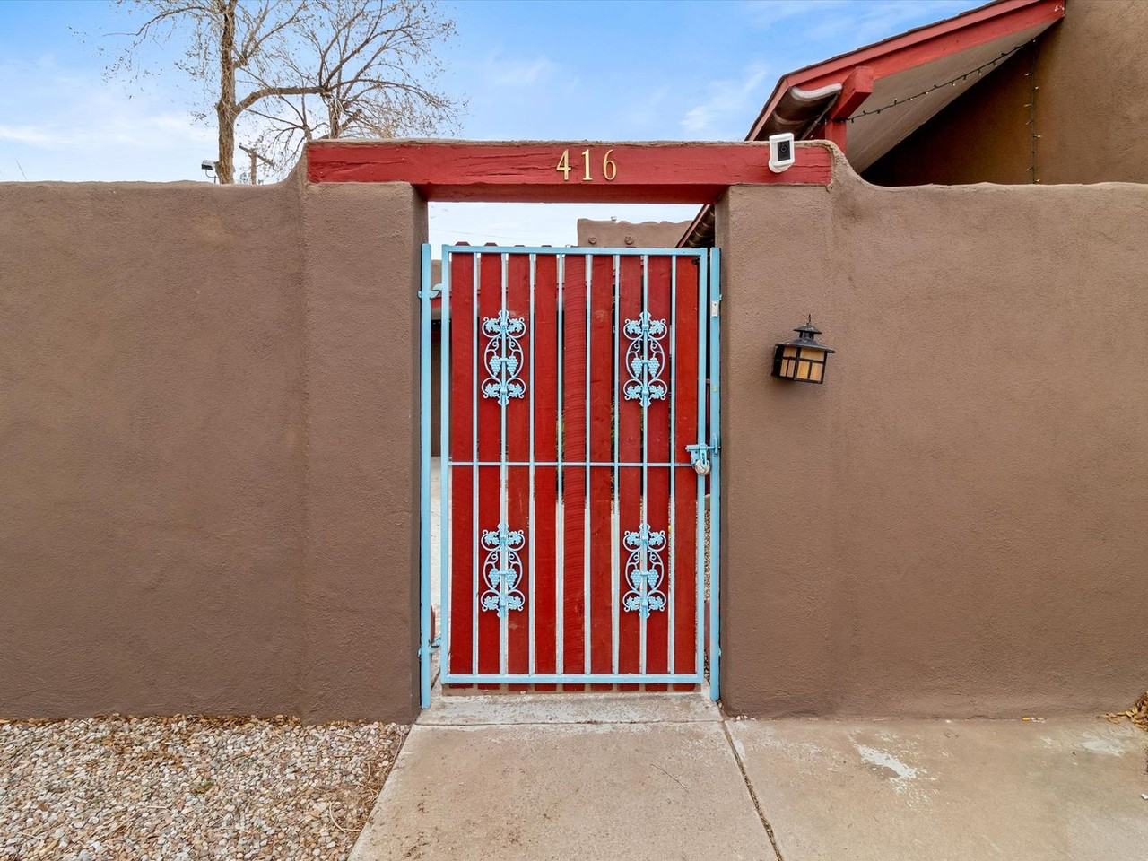 416 Palo Duro Ave Nw #B - Photo 2 of 31