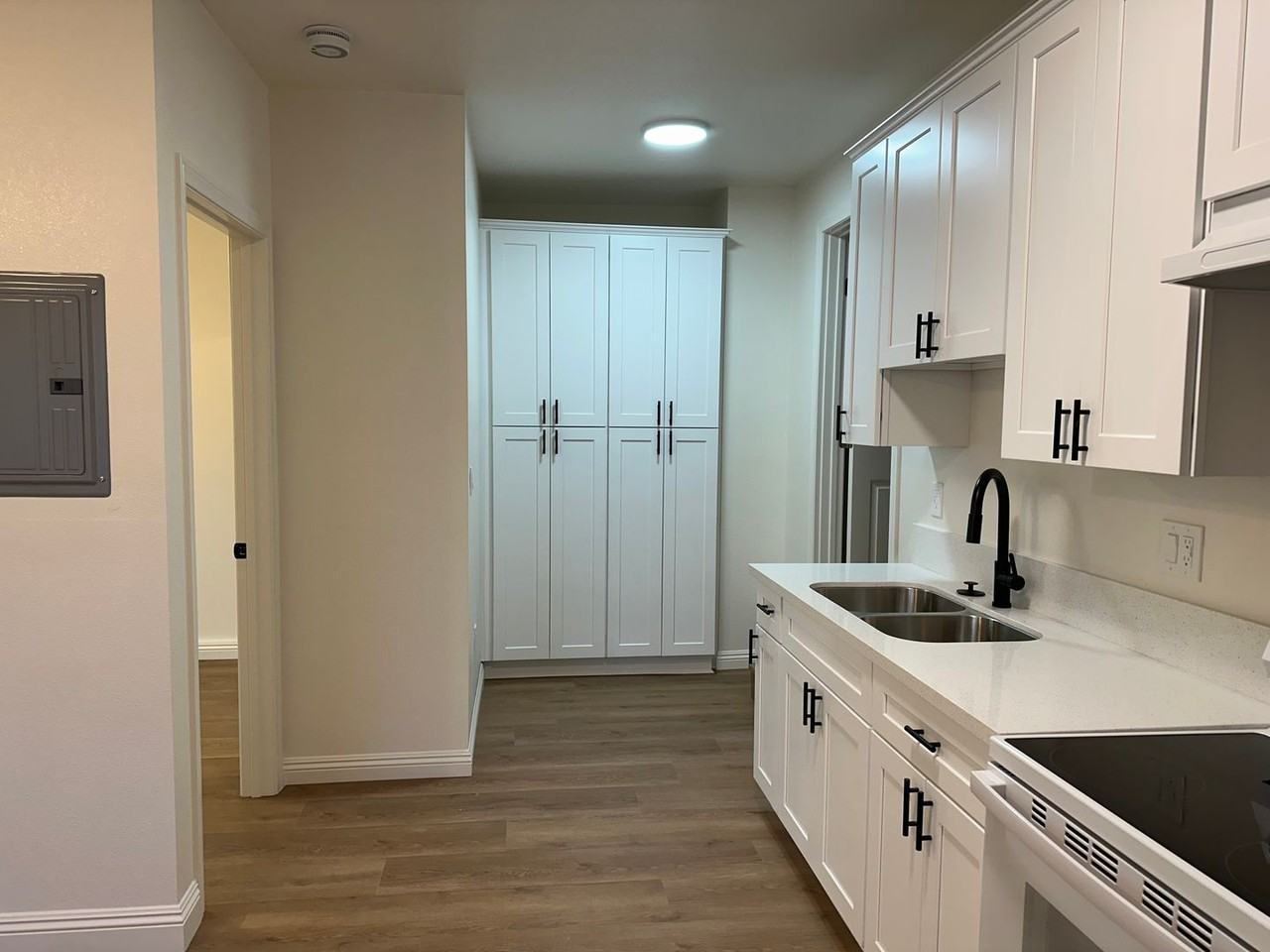 22814 1/2 14th St - Photo 2 of 7