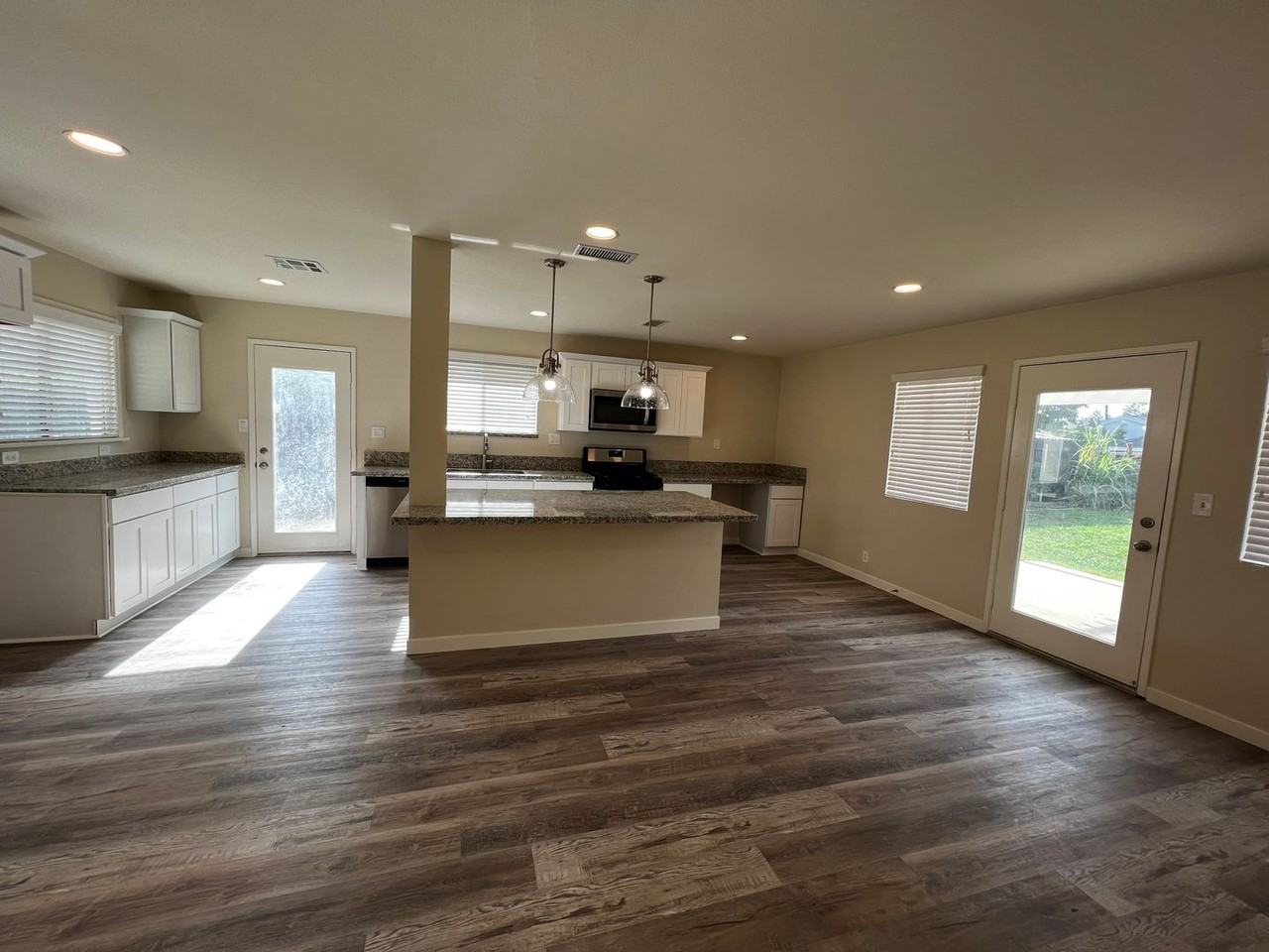 2057 Lupin St - Photo 5 of 15