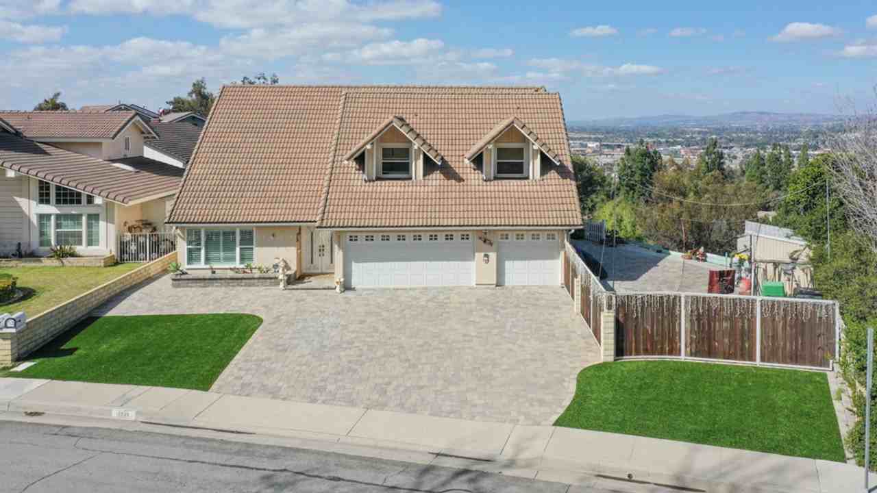 6331 E Via Arboles - Photo 2 of 50