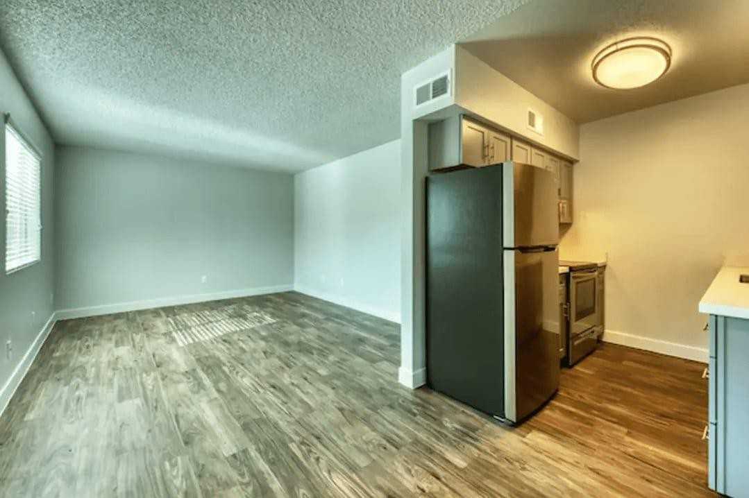 1821 E Covina St - Photo 5 of 9