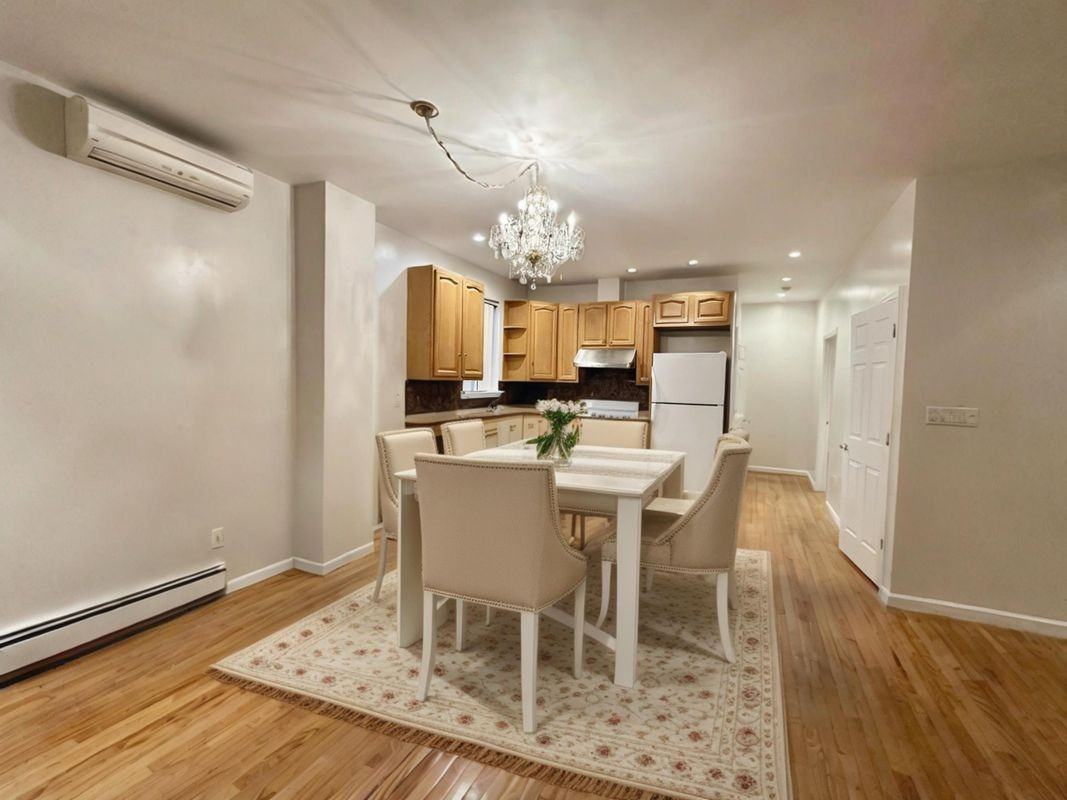 2120 Benson Ave - Photo 2 of 19
