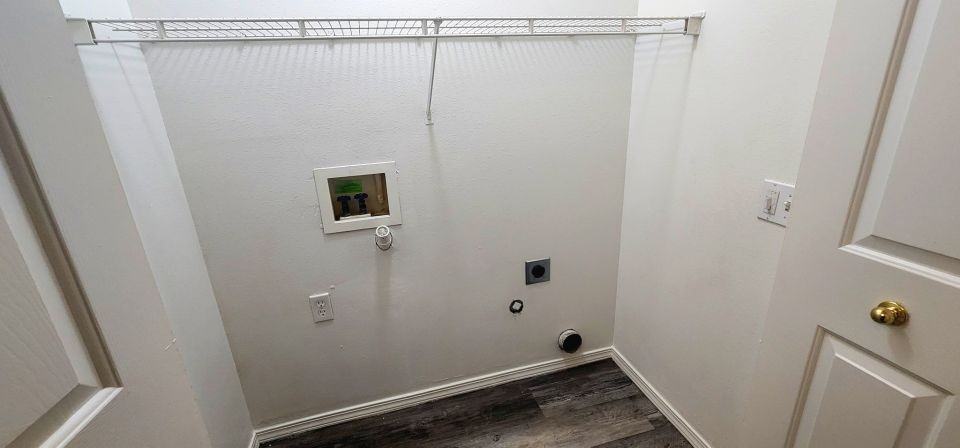 2510 Whispering Pine Dr - Photo 5 of 10