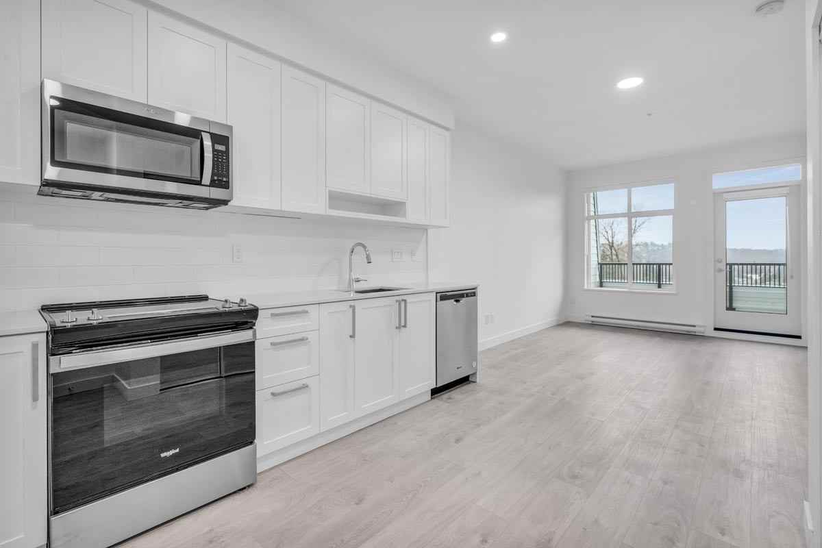 808 Gauthier Avenue #5xx - Photo 5 of 22