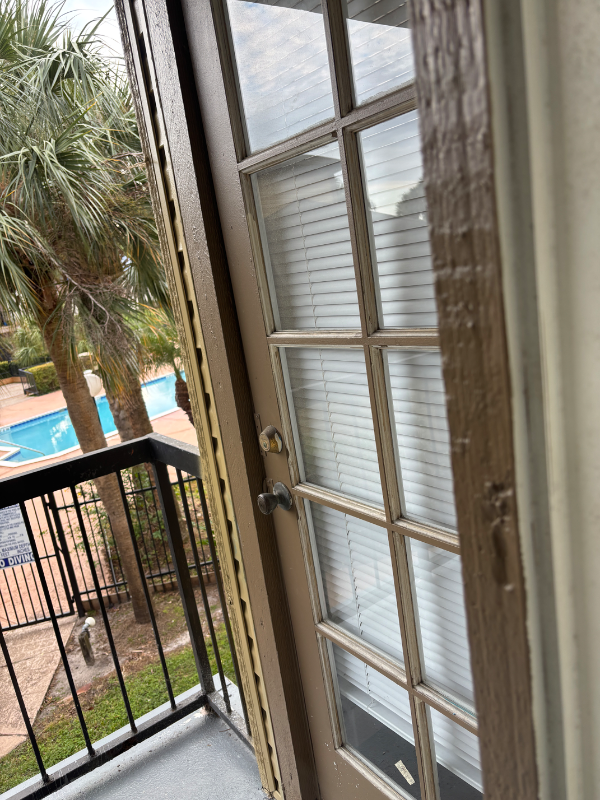 1908 Lake Atriums Cir #6