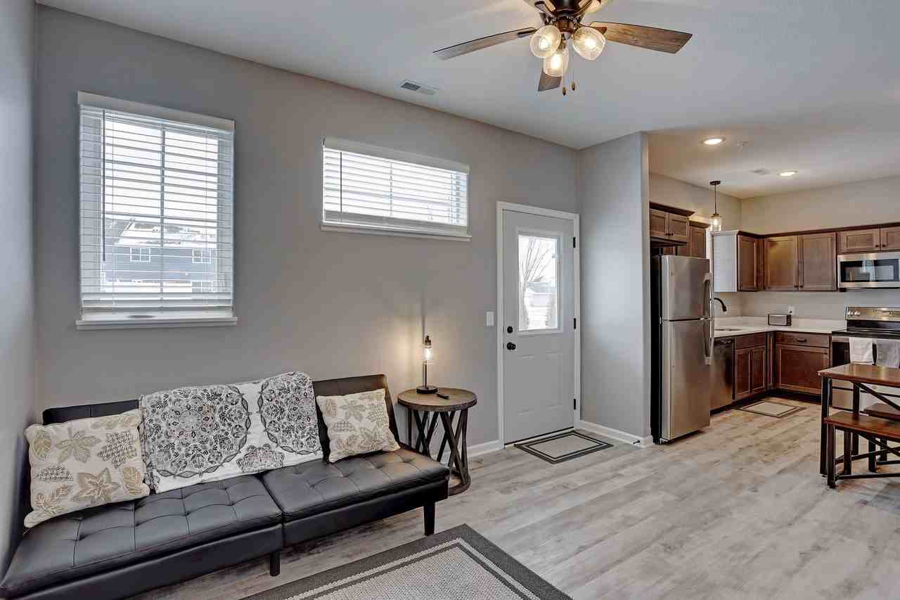 113 Everglades Trl - Photo 3 of 20