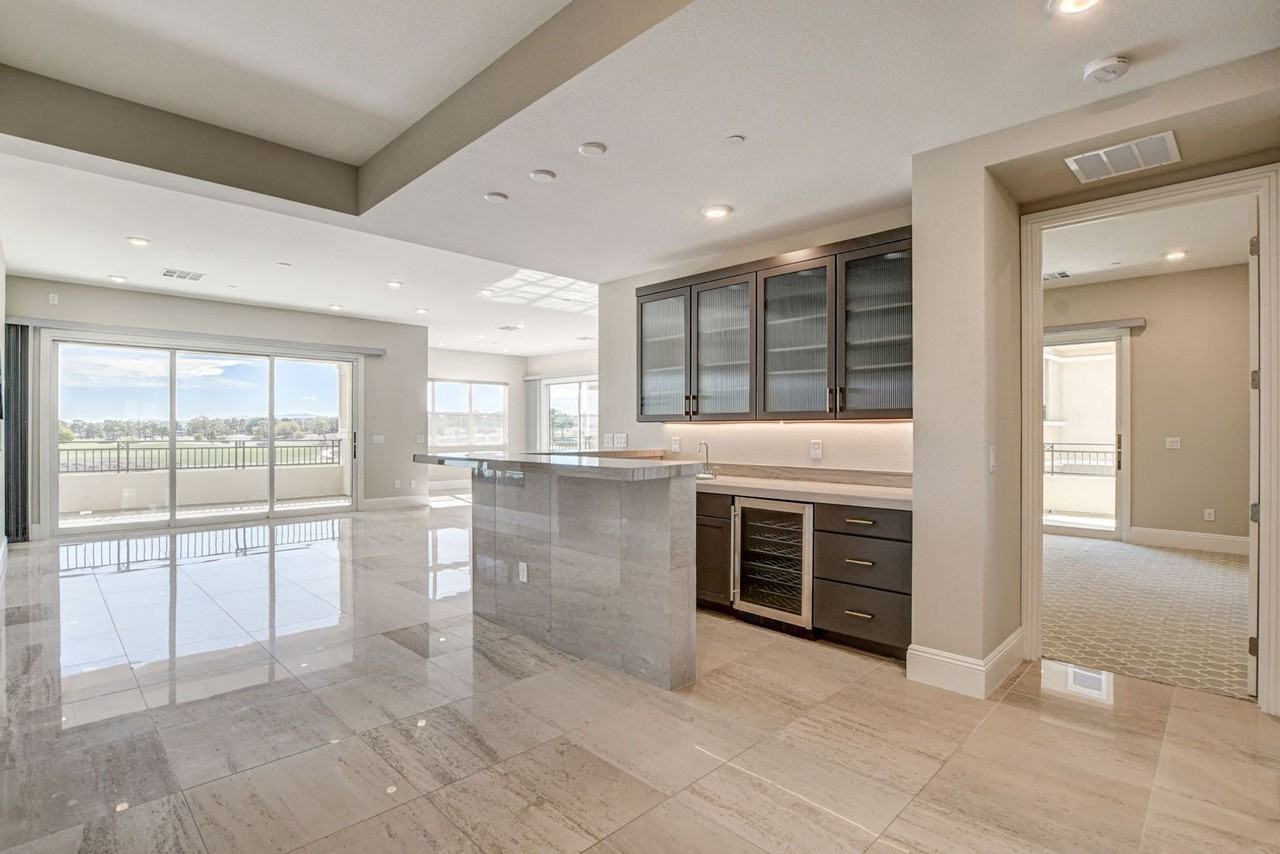 9133 Las Manaitas Ave #302 - Photo 6 of 47