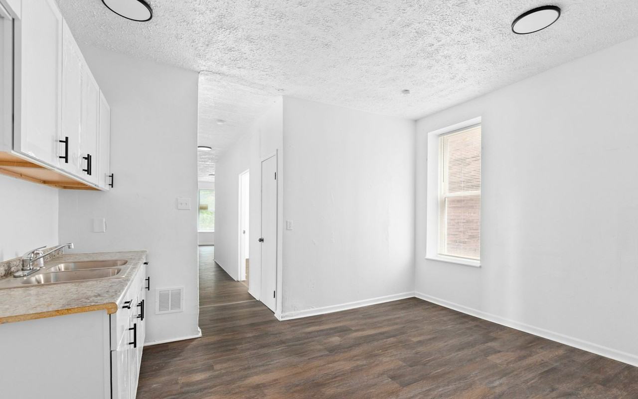 4144 Maffitt Avenue, Unit B - Photo 6 of 23