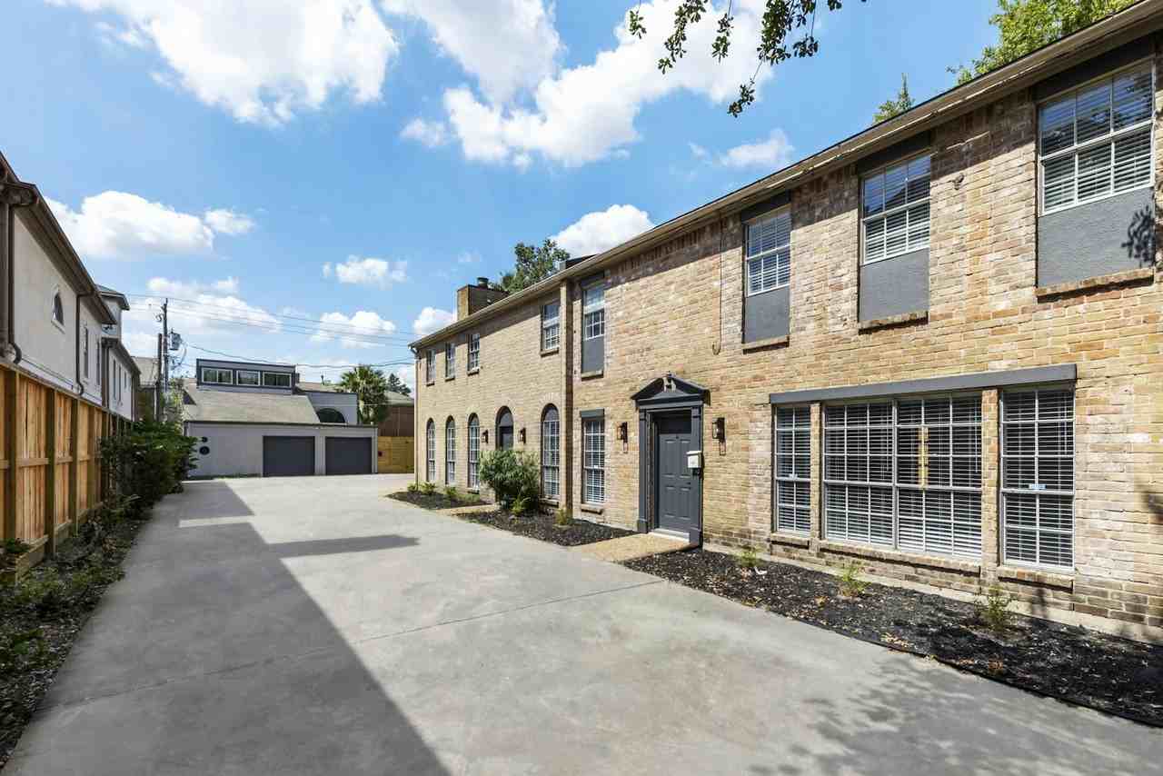 2226 Nantucket Drive - Photo 3 of 46