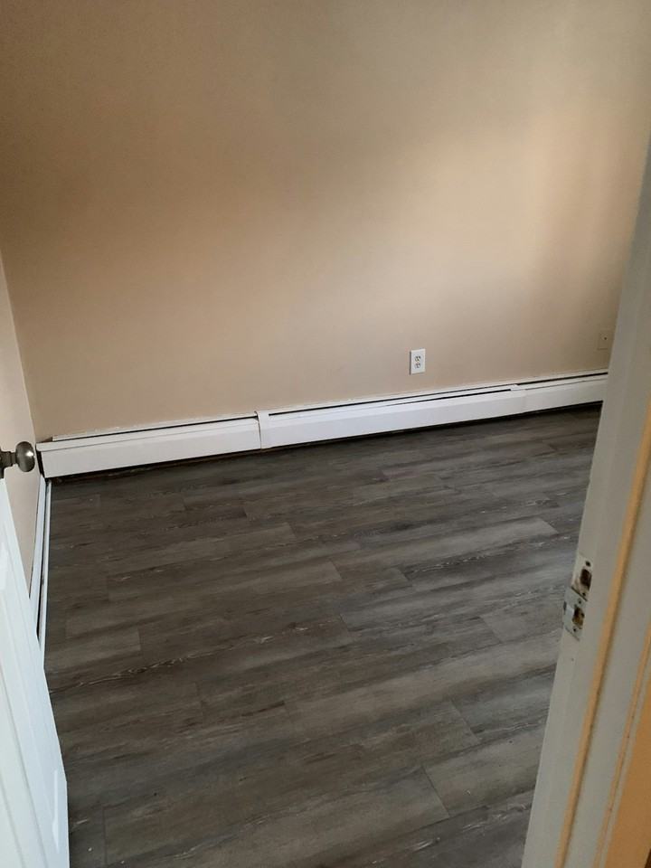 819 Westminster Hill Road, Unit 1 - Photo 4 of 11