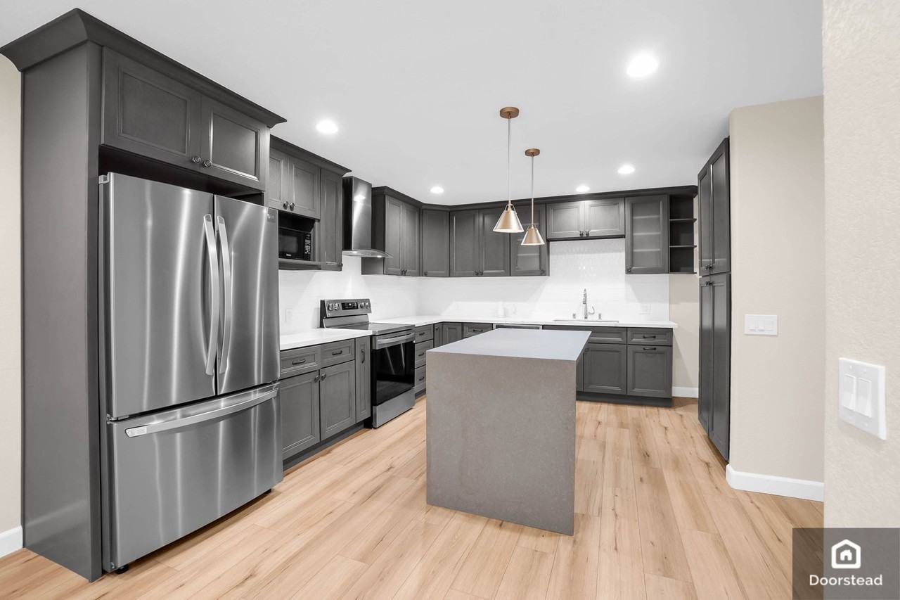 1212 Capri Dr #NA - Photo 2 of 34