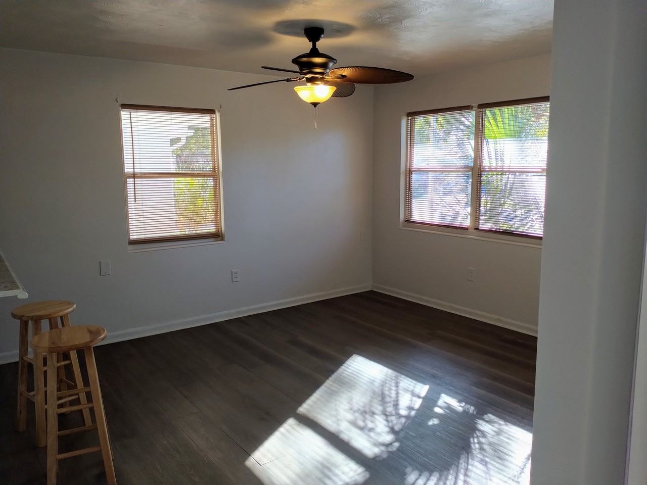 428 4th St Nw #428 - Photo 2 of 18