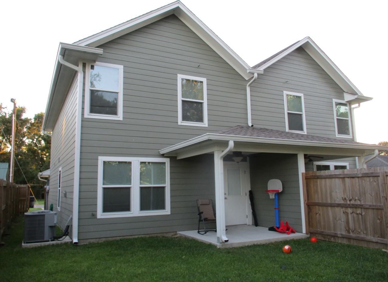 208 N 5th St #B - Photo 6 of 14