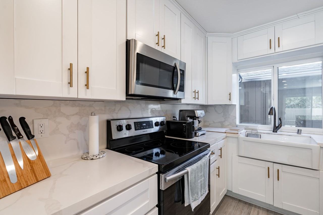 277 Countrywood Ln - Photo 4 of 25