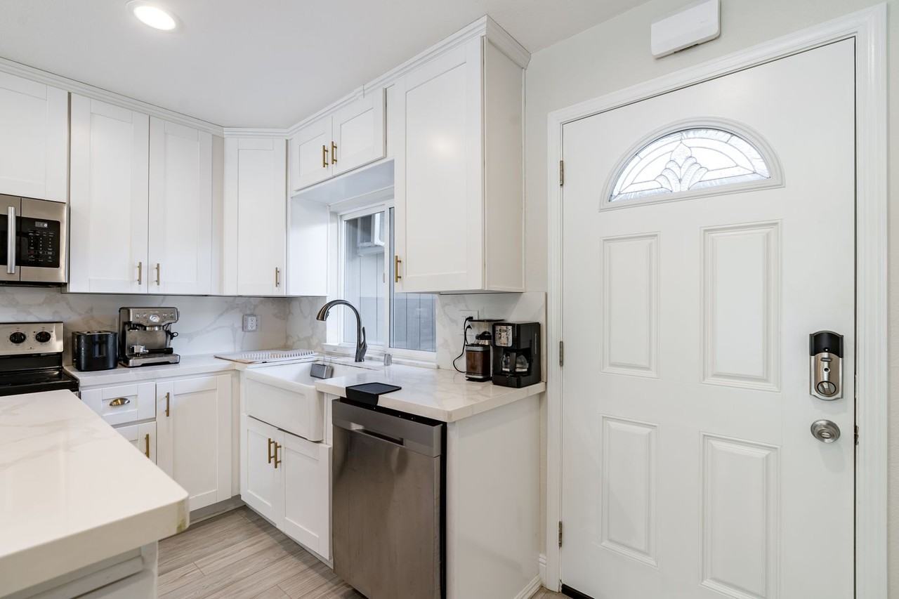 277 Countrywood Ln - Photo 7 of 25