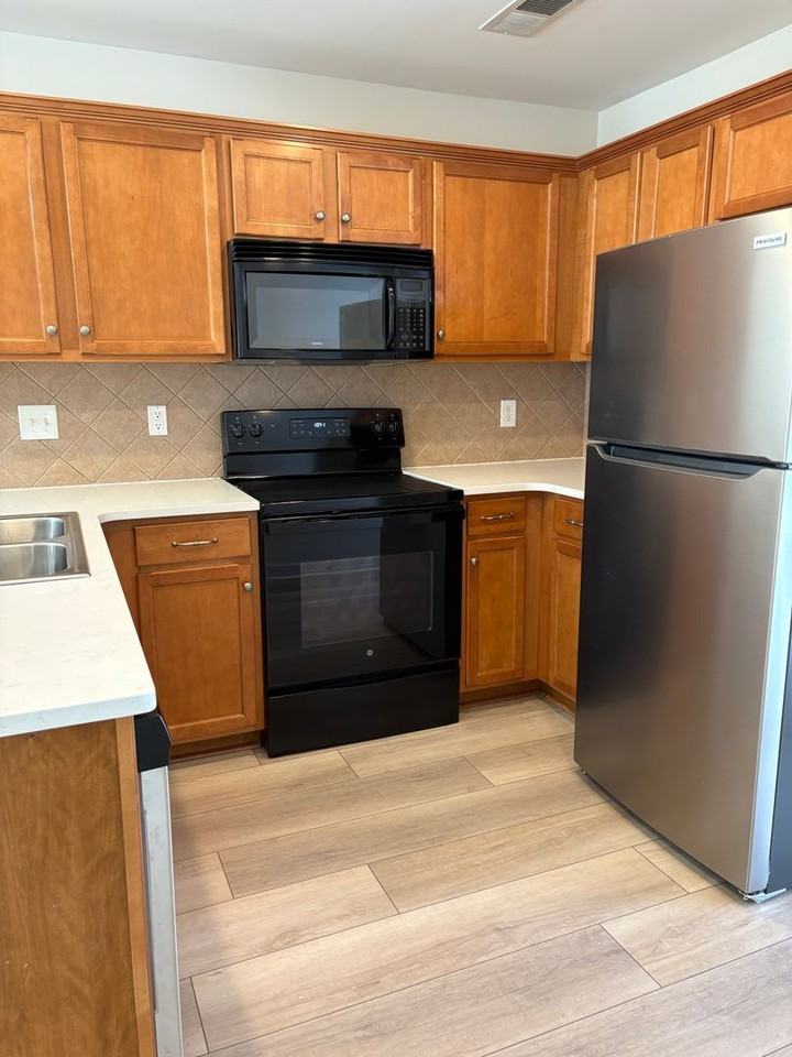 1334 Stoney Creek Ln - Photo 6 of 23