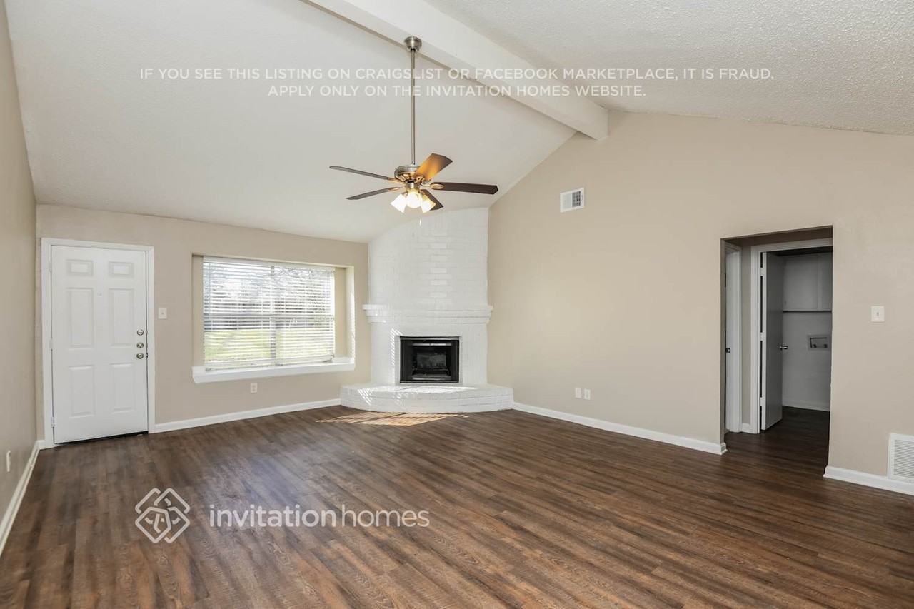 3913 Anewby Way - Photo 3 of 16