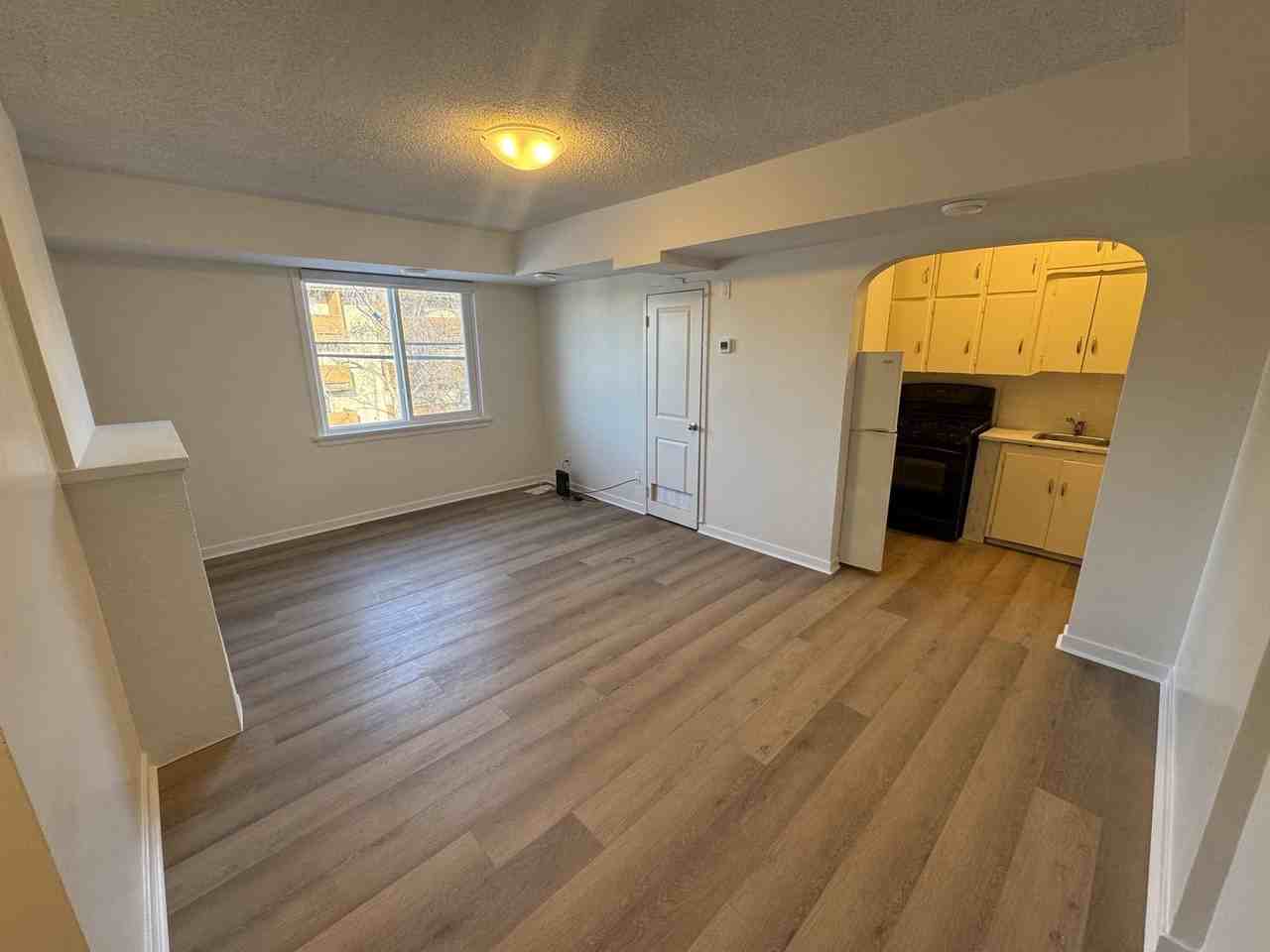 10583 108 St Nw - Photo 2 of 19