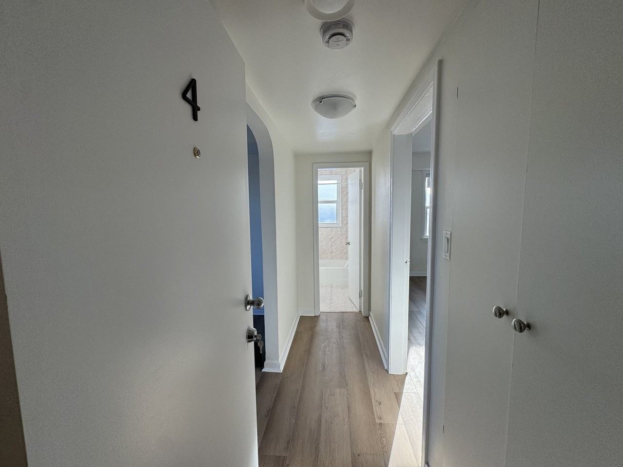10583 108 St Nw - Photo 3 of 19