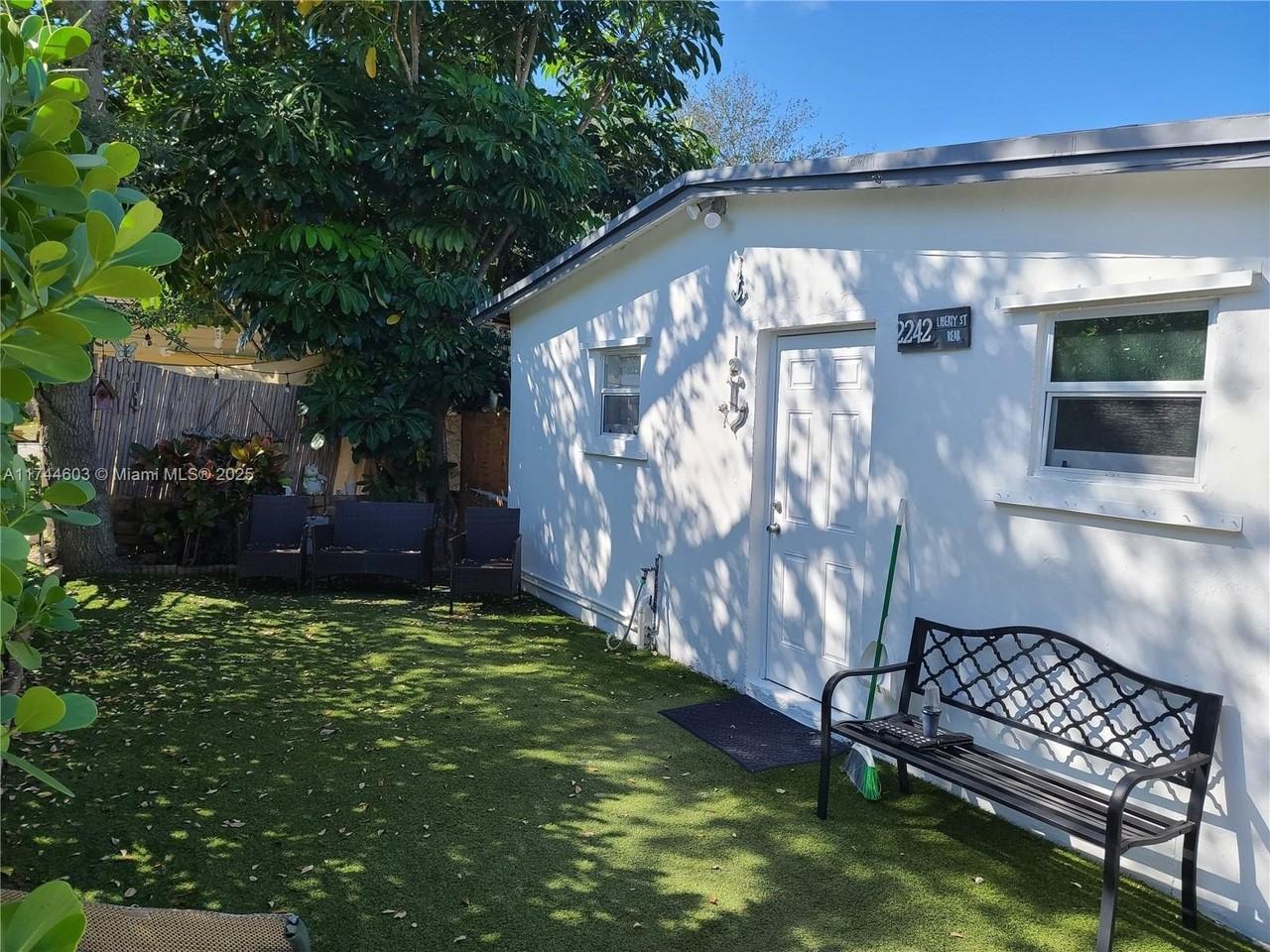 2242 Liberty Street #1